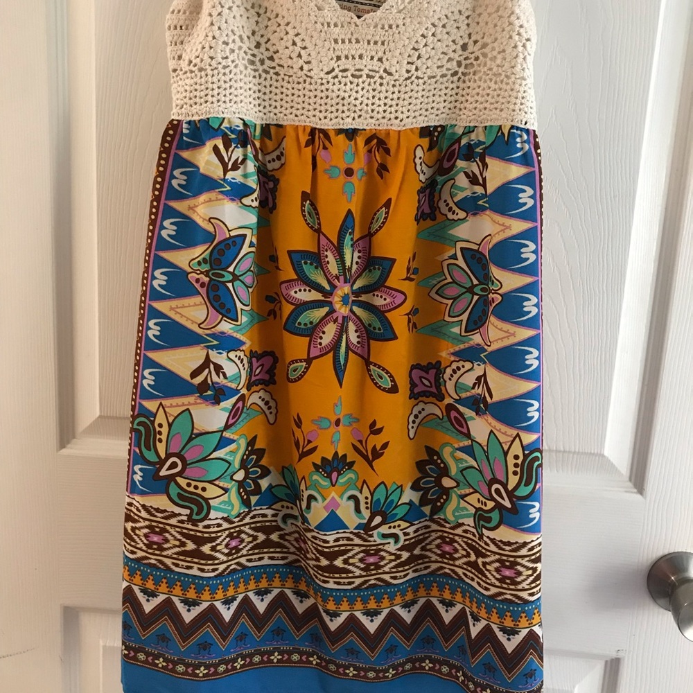 Dress - Picture 2 of 2